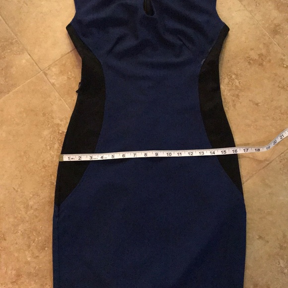 Beautiful good condition blue shift dress - Picture 7 of 8